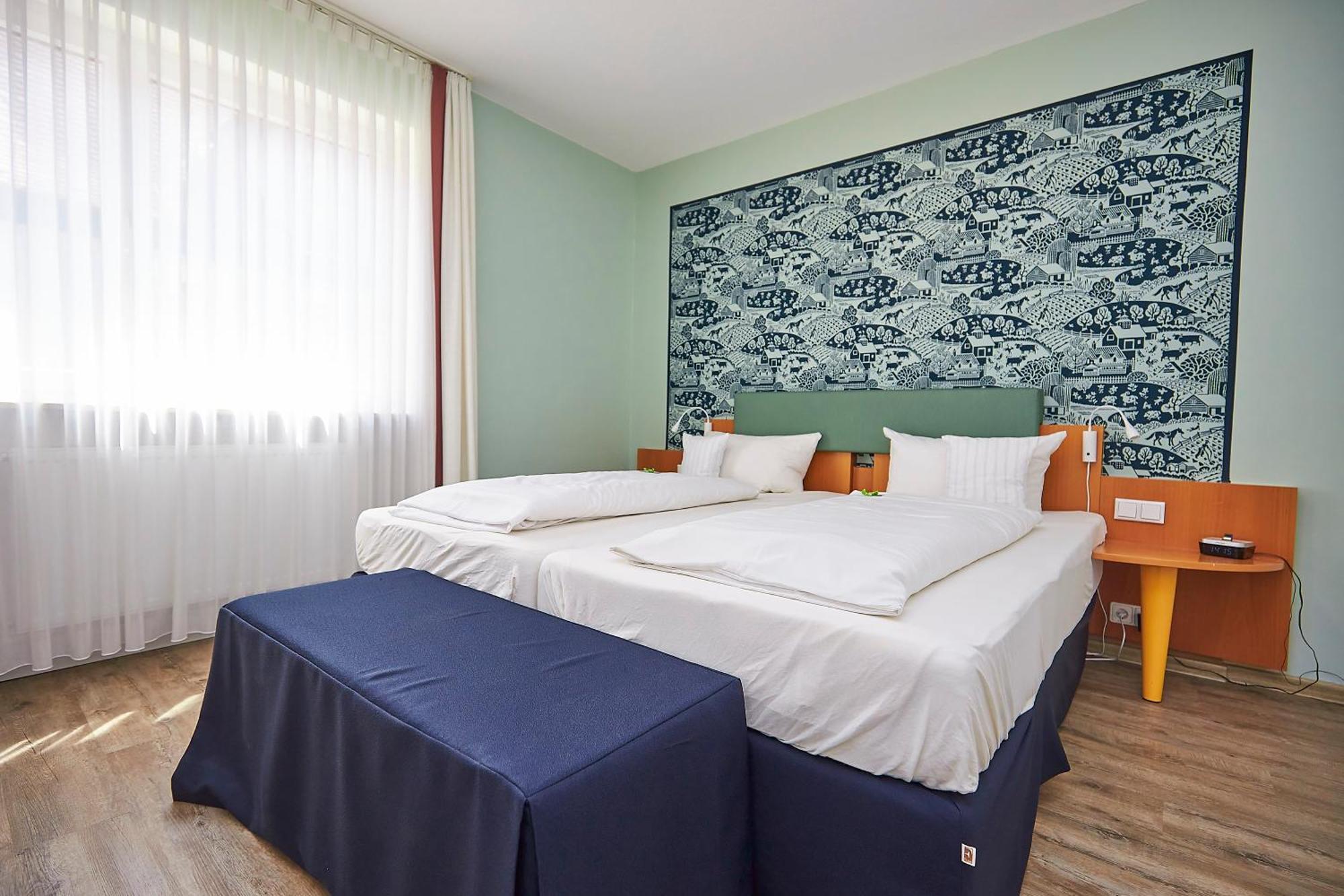 Flair Hotel Zum Storchen Bad Windsheim Eksteriør billede