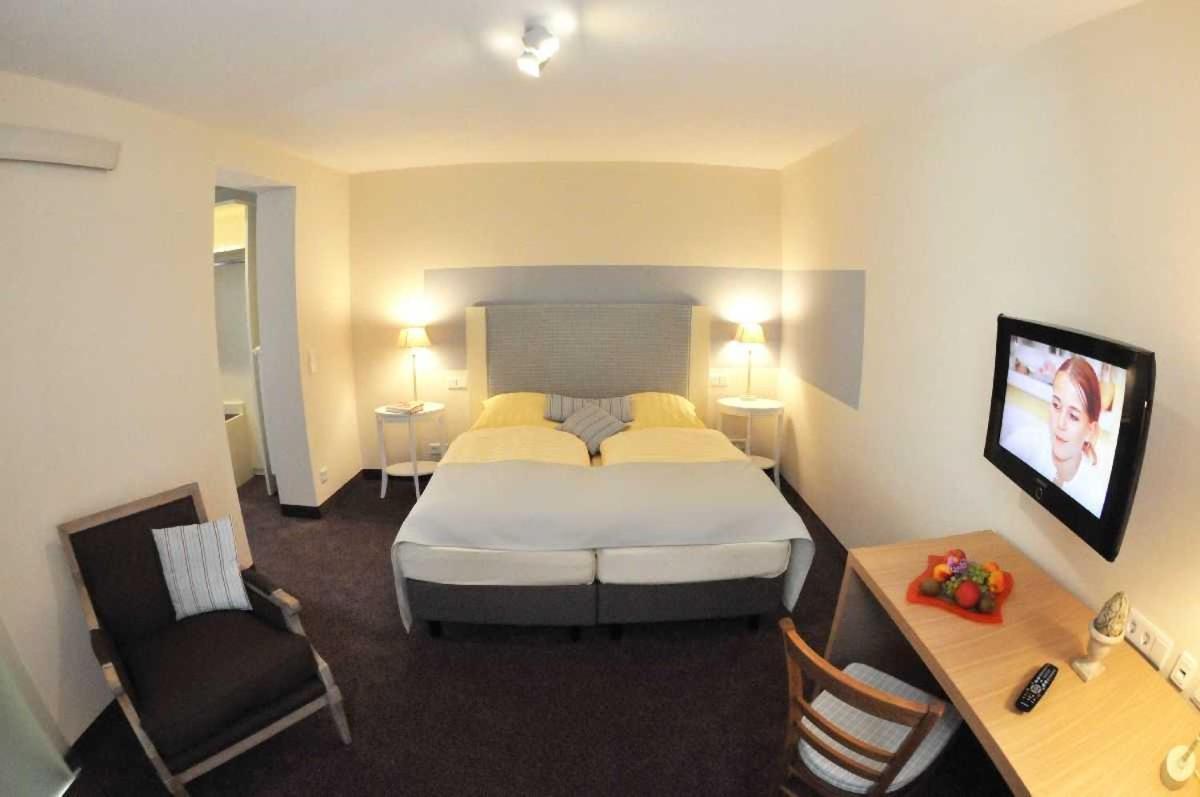 Flair Hotel Zum Storchen Bad Windsheim Eksteriør billede