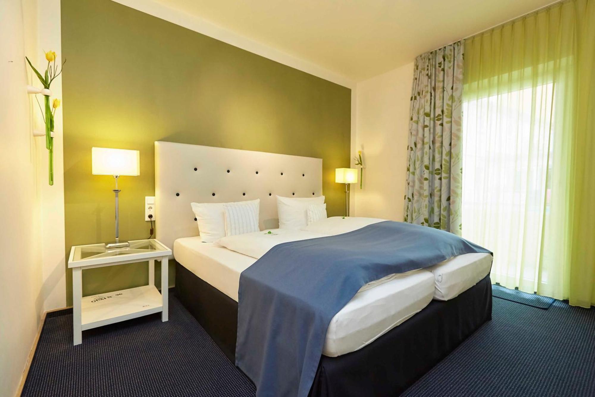 Flair Hotel Zum Storchen Bad Windsheim Eksteriør billede